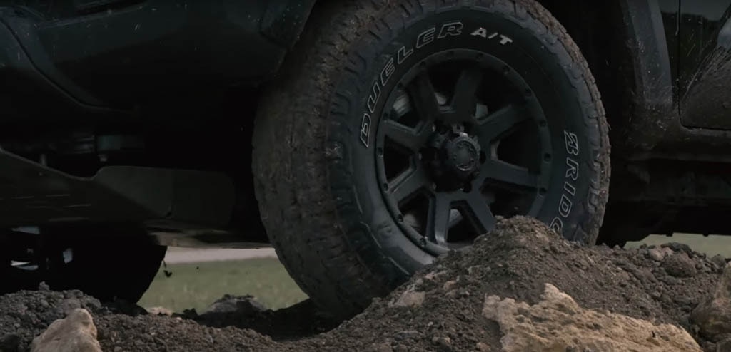 SUV Truck, Dueler Tires Crossover, tires Bridgestone |